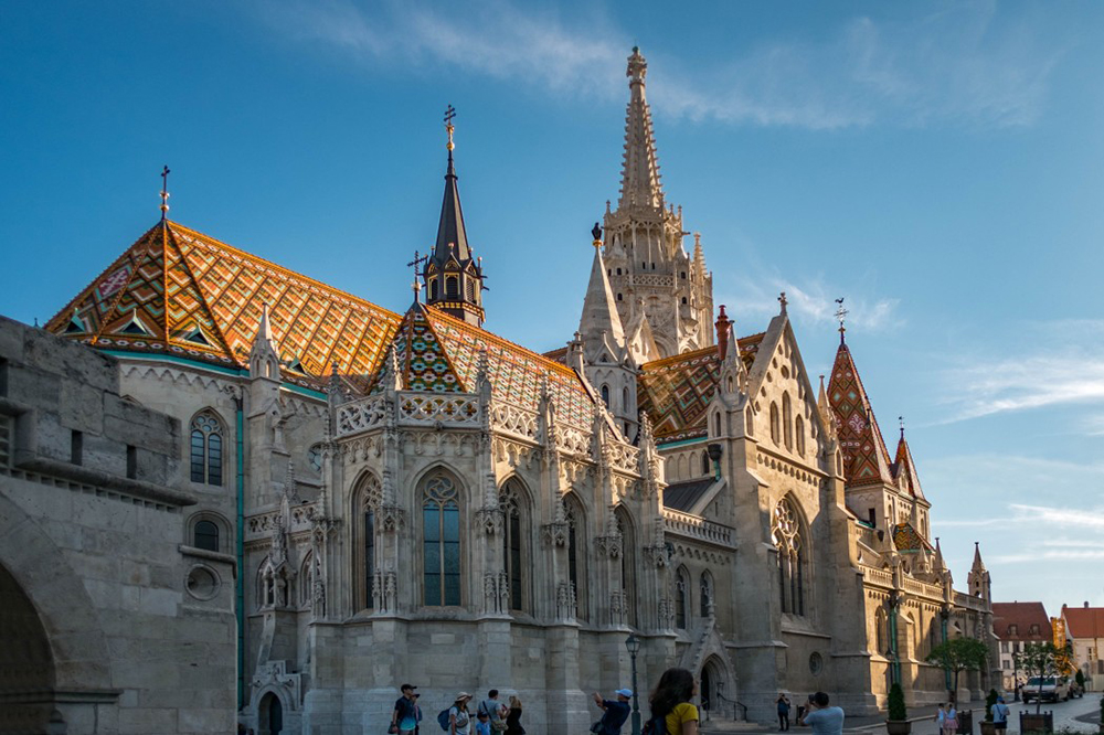 L’essor du tourisme dentaire : les 5 principales raisons pour lesquelles Budapest est devenue la  » capitale européenne de la réparation des dents « 